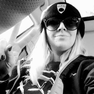 Meet your Posher, Ari